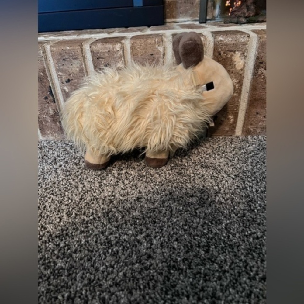 Minecraft Caves & Cliffs Goat Plush 9" Stuffed‎ Animal Mojang Jinx 2021